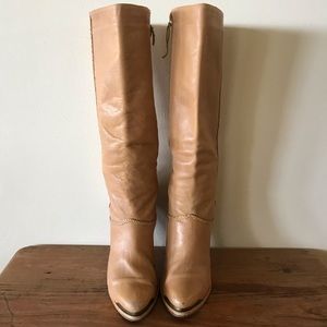 ❌ SOLD ❌ Zodiac Caramel Leather Boots 👢 size 9